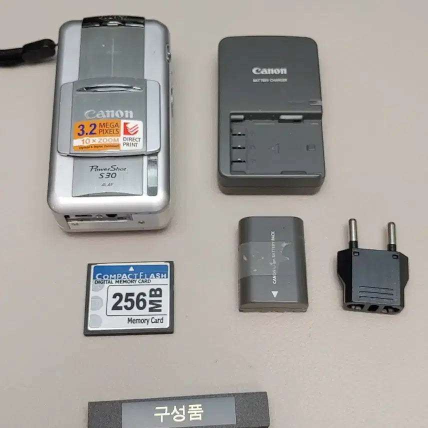 [BUNJANG] Canon PowerShot S30 Digital Camera with Accessories / 캐논 파워샷 S30 디지털 카메라 및 구성품