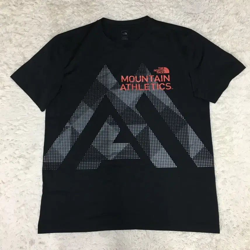 [BUNJANG] The North Face Functional Short-Sleeve T-Shirt Size 105 / 노스페이스 기능성 반팔티 만원샵 FF17