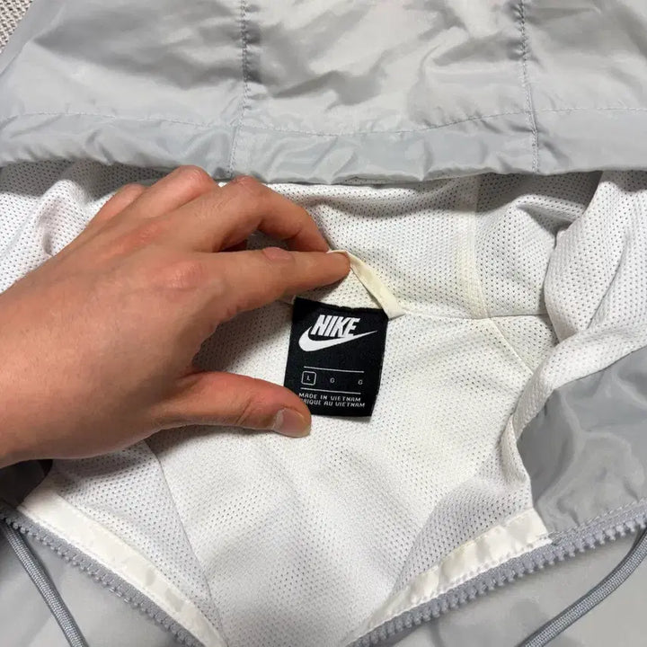 [BUNJANG] Nike Color-Block Windrunner Jacket / 나이키 윈드러너 배색 바람막이 자켓