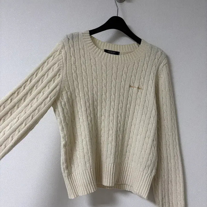 [BUNJANG] Guess Knit Sweater XS / 게스 니트