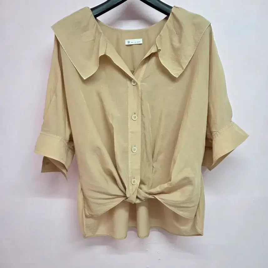 [BUNJANG] It Michaa Dolman Sleeve Blouse Beige / 잇미샤 돌먼슬리브 블라우스 55-66