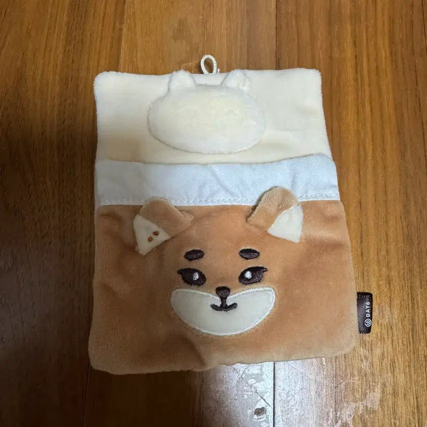 [BUNJANG] Day6 Denny Malls K-Bed Pouch (Unsealed) / 데니멀즈 케 베드 파우치