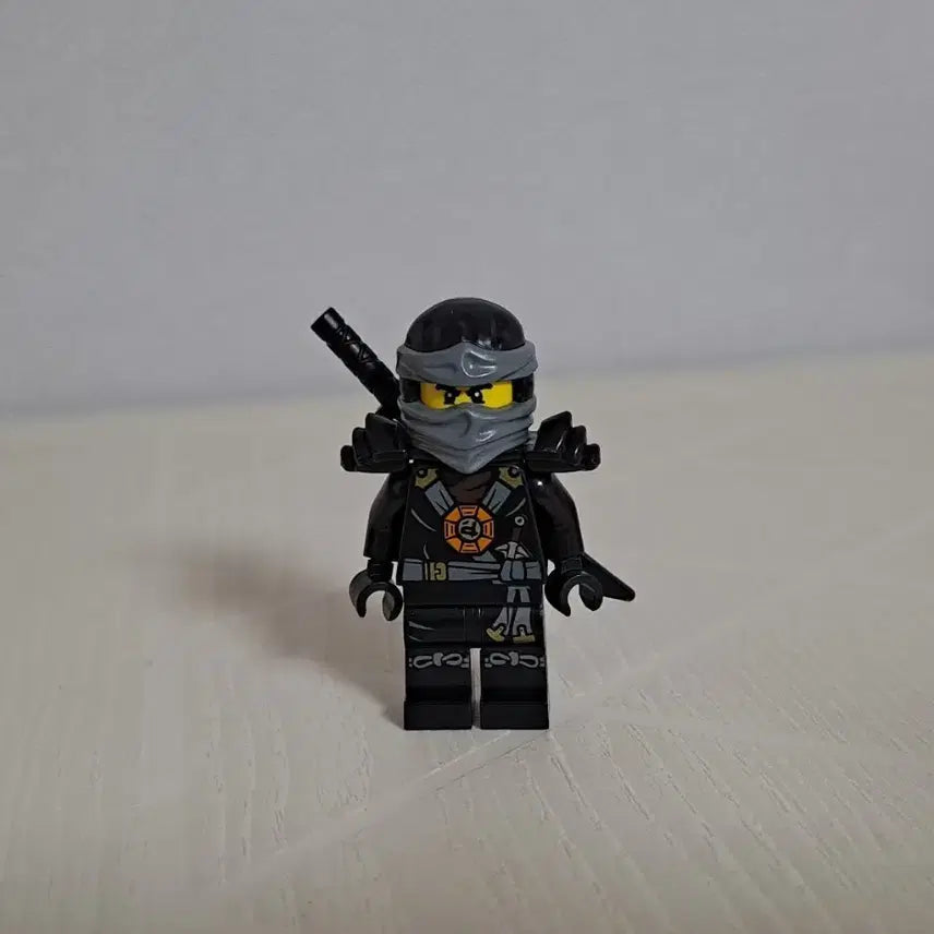 [BUNJANG] Lego Ninjago Deepstone Cole Minifigure / 레고 닌자고 딥스톤 콜