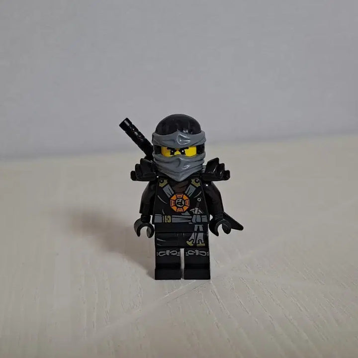 [BUNJANG] Lego Ninjago Deepstone Cole Minifigure / 레고 닌자고 딥스톤 콜