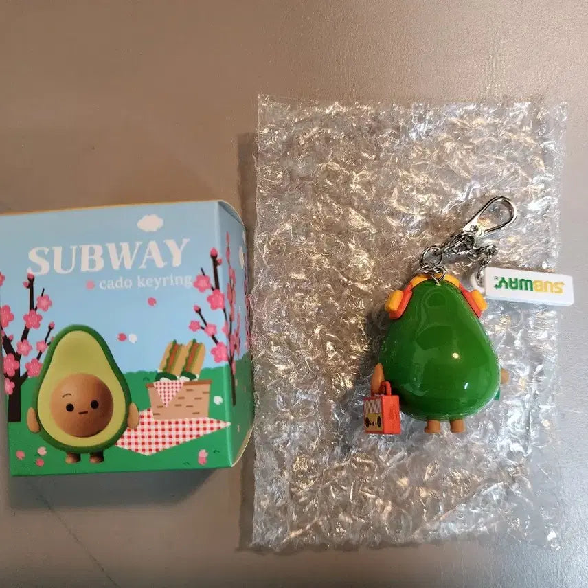 [BUNJANG] Subway Avocado Musiccado Keyring New / 서브웨이 아보카도 뮤직카도 키링 새상품