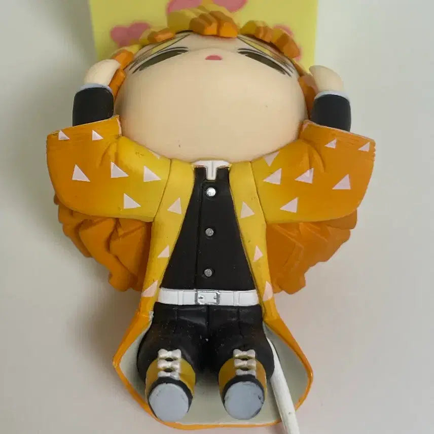 [BUNJANG] Demon Slayer Agatsuma Zenitsu Figure / (판매) 귀멸의 칼날 아가츠마 젠이츠 피규어