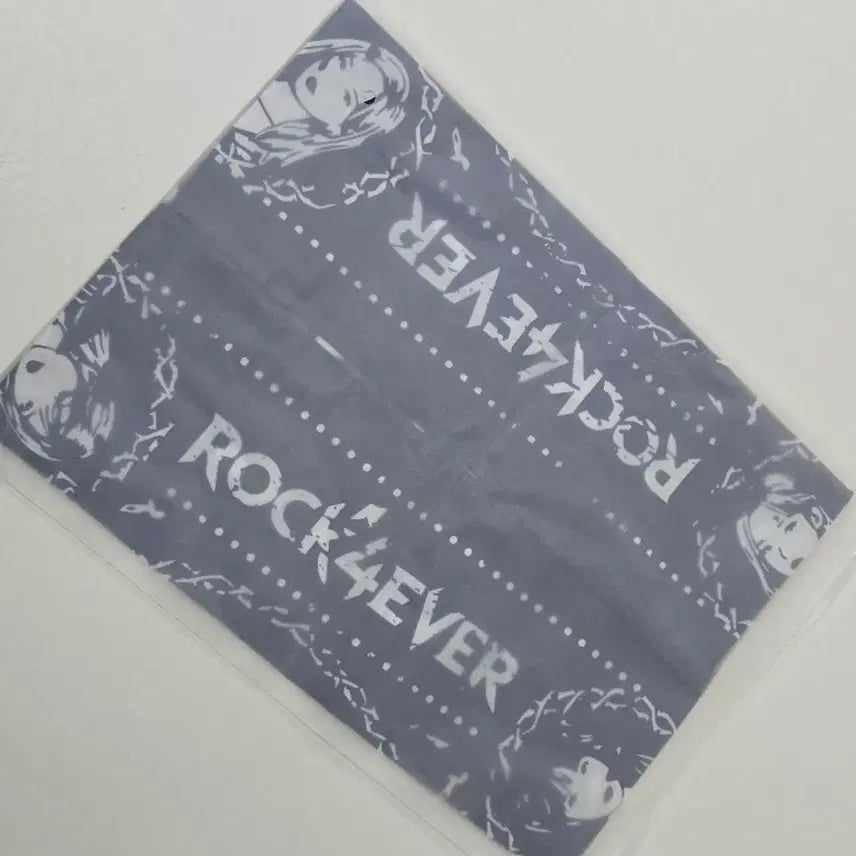 [BUNJANG] Fubon Guardians x QWER Bandana / 푸방 가디언즈 x QWER 콜라보 반다나
