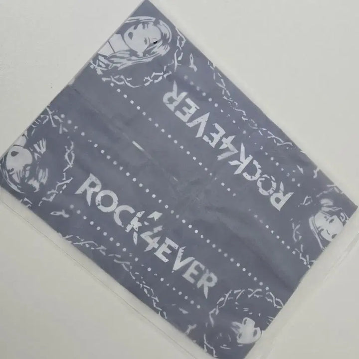 [BUNJANG] Fubon Guardians x QWER Bandana / 푸방 가디언즈 x QWER 콜라보 반다나
