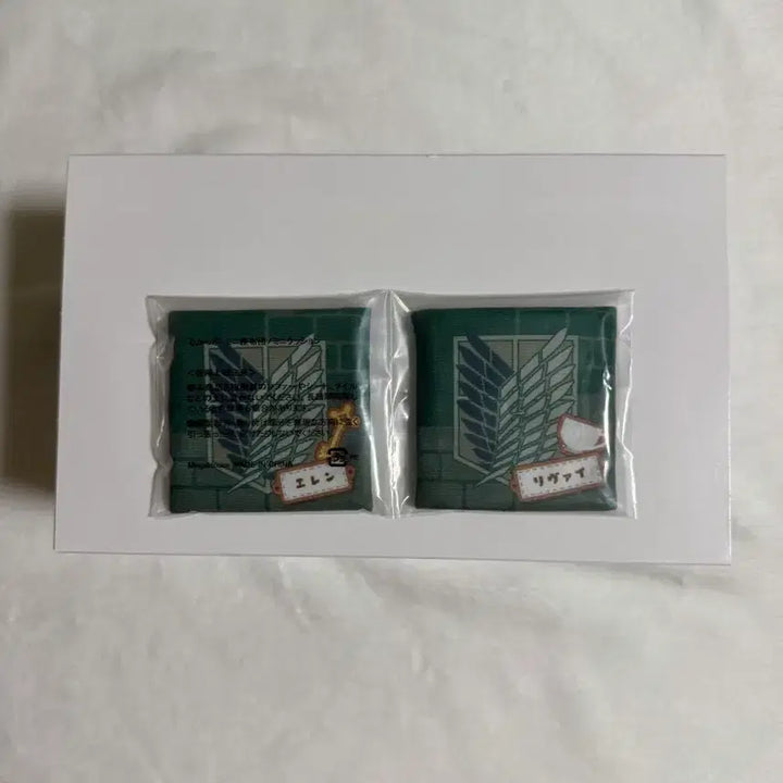 [BUNJANG] Attack on Titan Look Up Eren &amp; Levi Set (Unsealed, POB Included) / [택포11.4] 미개봉 특전O 진격의거인 진격거 룩업 에렌 리바이 세트
