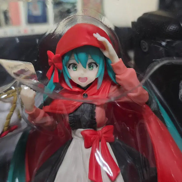 [BUNJANG] Hatsune Miku Wonderland Red Riding Hood Figure / 하츠네미쿠 원더랜드 빨간망토 피규어 미소녀