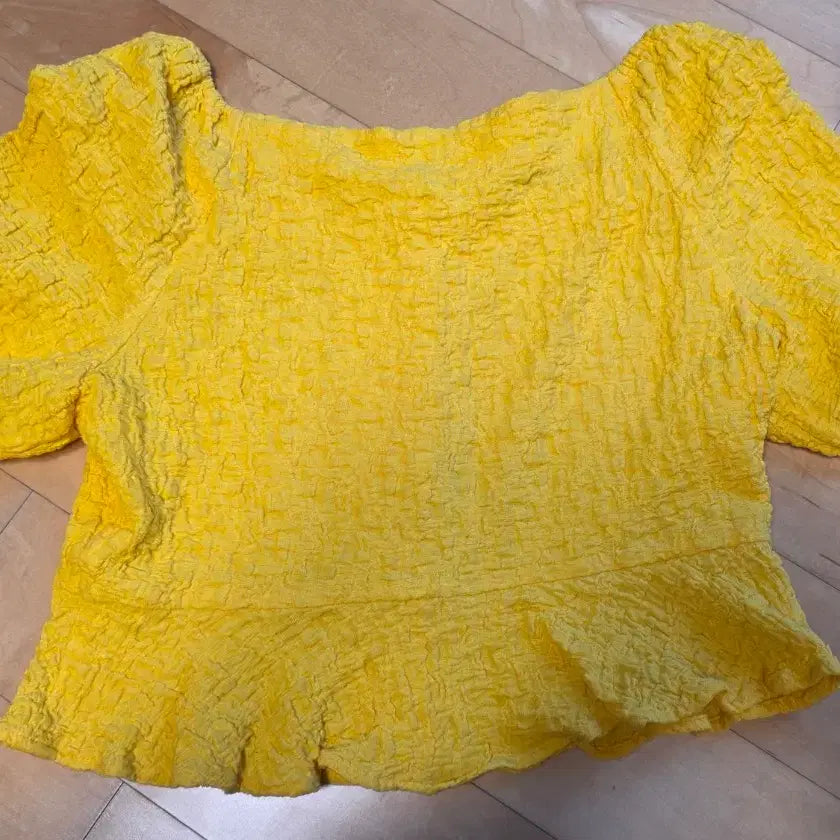 [BUNJANG] MOSSIR Summer Peplum Cropped Blouse (S) / 새상품 미쏘 여름 반팔 페블럼 크롭 블라우스 S