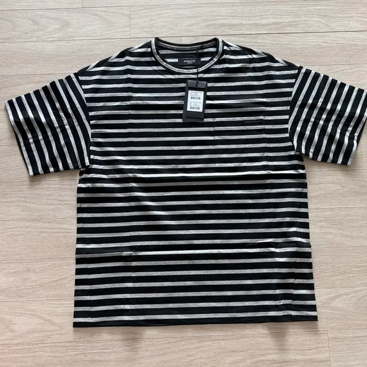[BUNJANG] Songzio Homme Paris Stripe T-Shirt Black / [새제품] 송지오옴므 파리 스트라이프 티셔츠 블랙 - 44