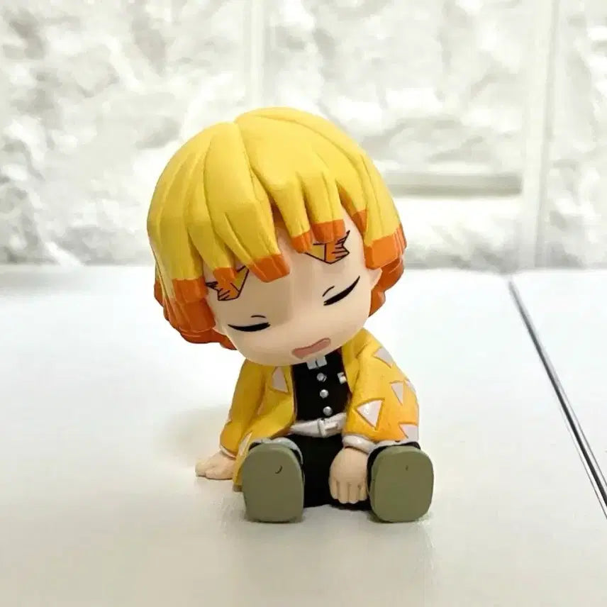 [BUNJANG] Zenitsu Chibi Gacha Figure / 젠이츠 가챠 피규어