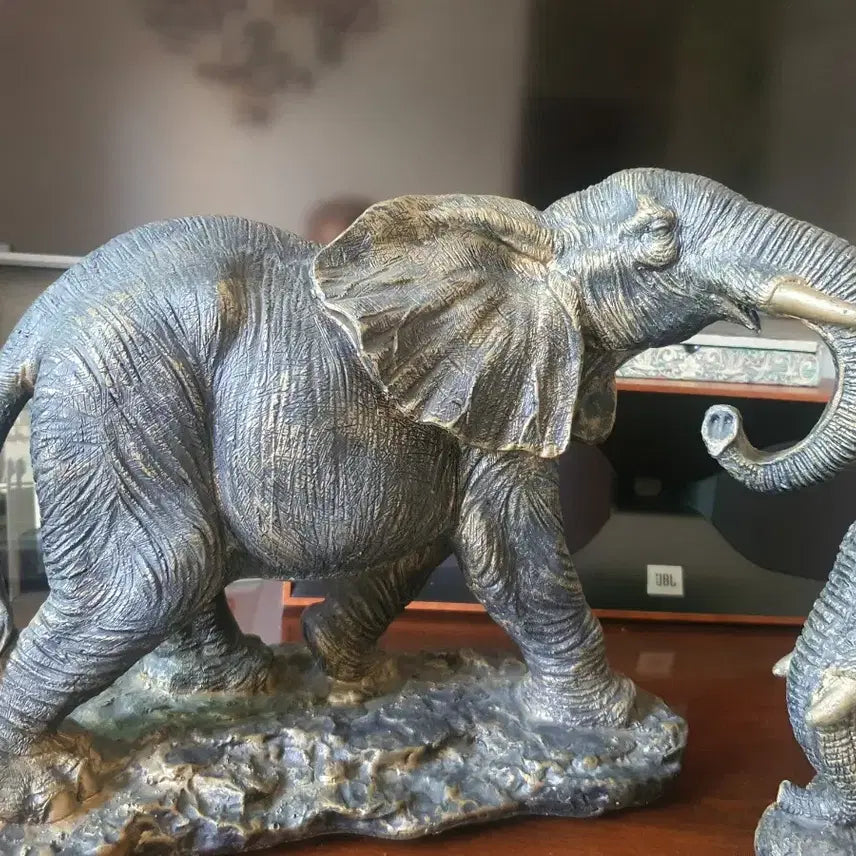 [BUNJANG] Pair of Indian Elephants Sculpture / 인도 코끼리 한쌍 섬세한 작품