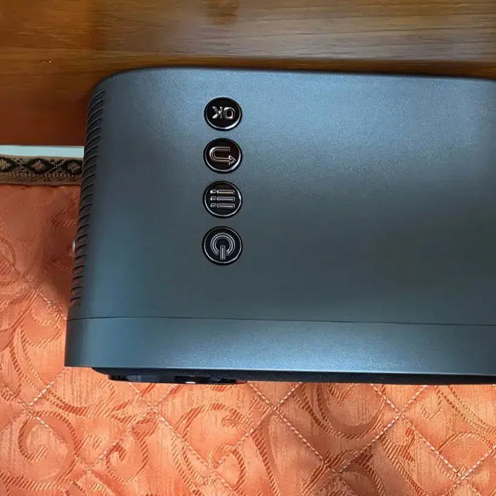 [BUNJANG] JABAJOY Q6-MINI Projector, Screen, and Stand Bundle / 빔프로젝터 스크린 거치대 세트