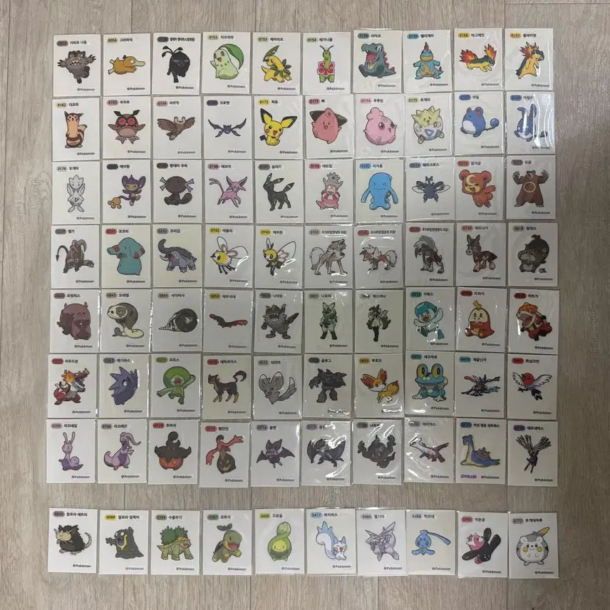 [BUNJANG] Pokemon Stickers Bundle Set (112 Stickers) / (판매)포켓몬 띠부씰 일괄(116장)