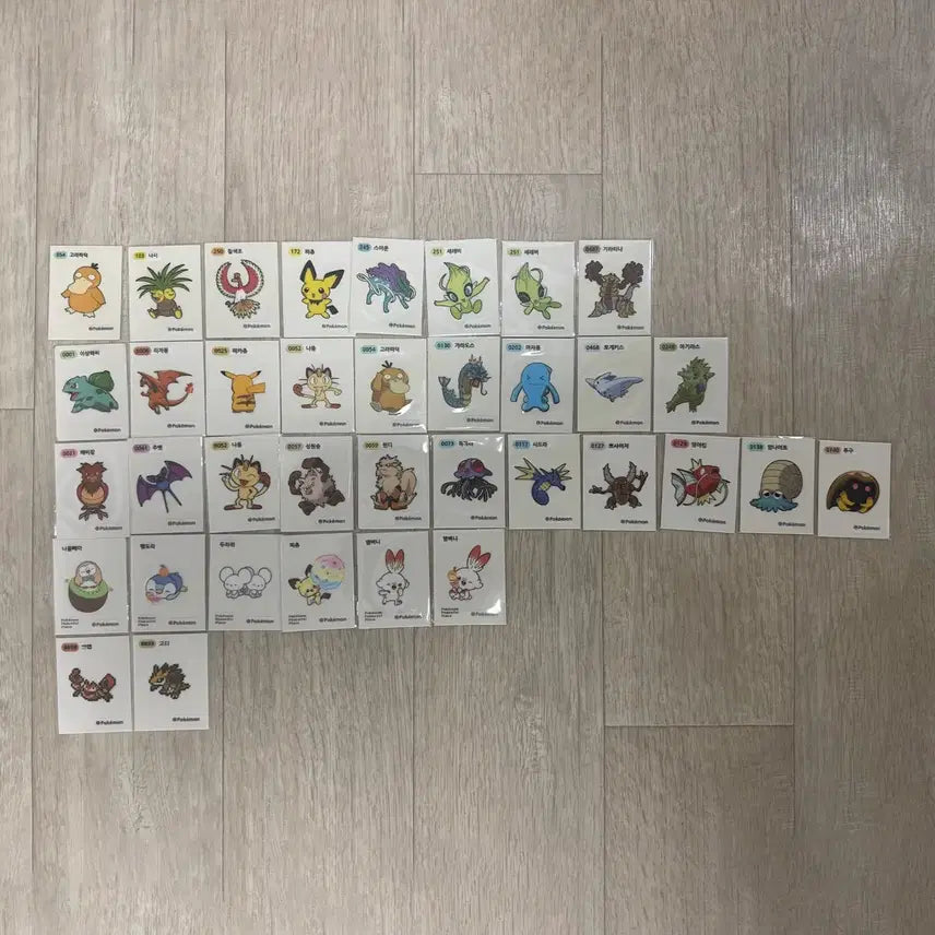 [BUNJANG] Pokemon Stickers Bundle Set (112 Stickers) / (판매)포켓몬 띠부씰 일괄(116장)