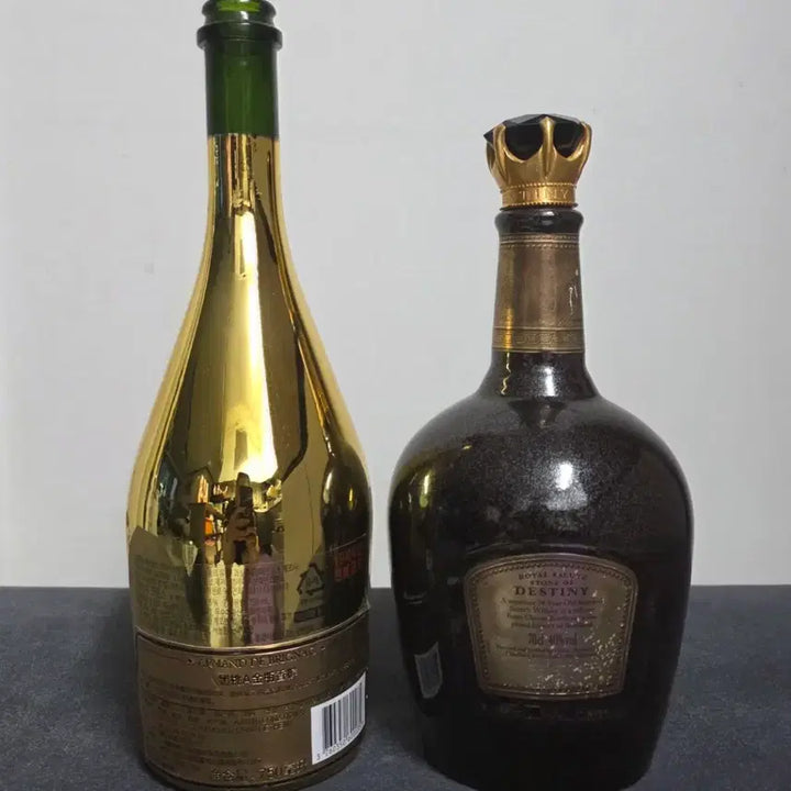 [BUNJANG] Armand de Brignac Gold Spade &amp; Royal Salute 38 Year Old Whisky Empty Bottles / 아르망 브리냑 골드 / 로얄살루트 38년 위스키 공병