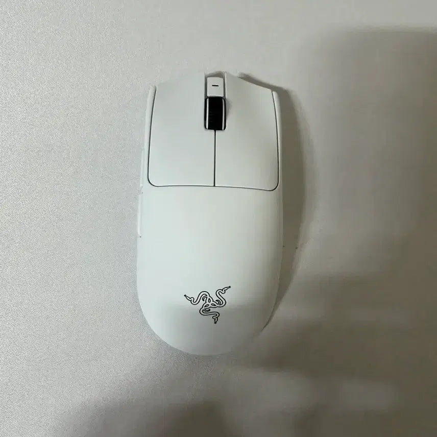 [BUNJANG] Razer Viper V4 Pro White Mouse / 레이저 바이퍼 v4 pro 화이트 판매합니다.