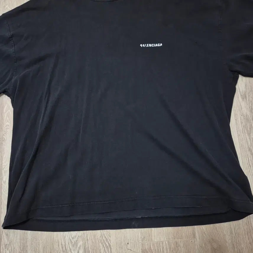 [BUNJANG] Balenciaga DEFILE Lettering Short Sleeve T-Shirt XL / 발렌시아가 DEFILE 레터링 반팔티셔츠 XL(105)