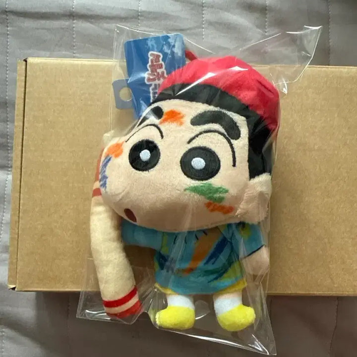 [BUNJANG] Crayon Shin-chan: Instinct Survival! The Movie Doodle Shin-chan Plush Keychain / 짱구는 못말려 그려그려 극장판 낙서 짱구 인형키링 새상품