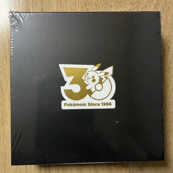 [BUNJANG] Pokemon 30th Anniversary May Version Pin (Sealed) / 포켓몬스터 30주년 뱃지 5월 미개봉