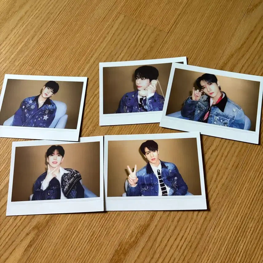 [BUNJANG] MONSTA X Photocard &amp; Unofficial Goods Set / 몬스타엑스 포카 &amp;비공굿