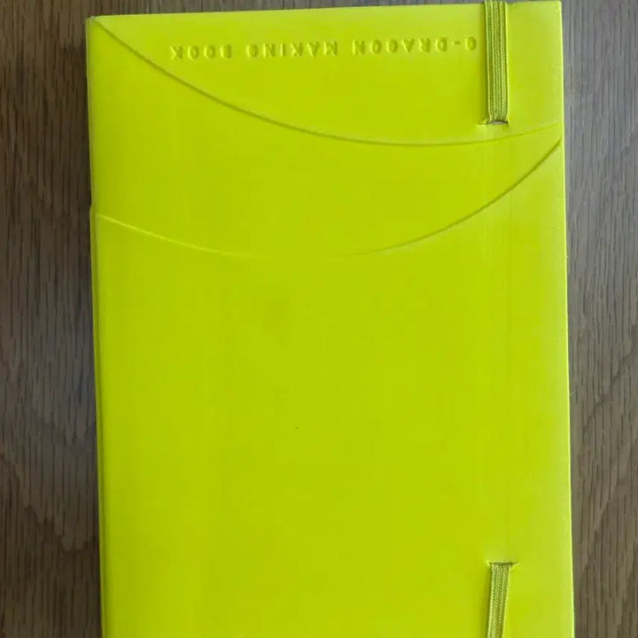 [BUNJANG] G-Dragon Shine a Light Concert Making Book / 택포) 지드래곤 콘서트 메이킹북 shine a light
