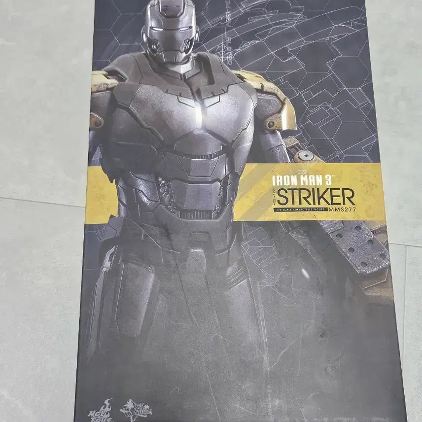 [BUNJANG] Hot Toys Striker Figure / 핫토이 스트라이커