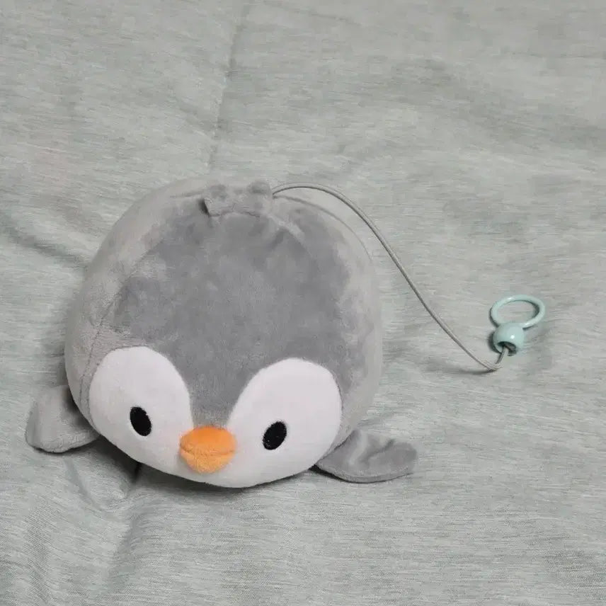 [BUNJANG] Everland Penguin Plush Toy with Sound Feature / 애버랜드 펭귄 인형