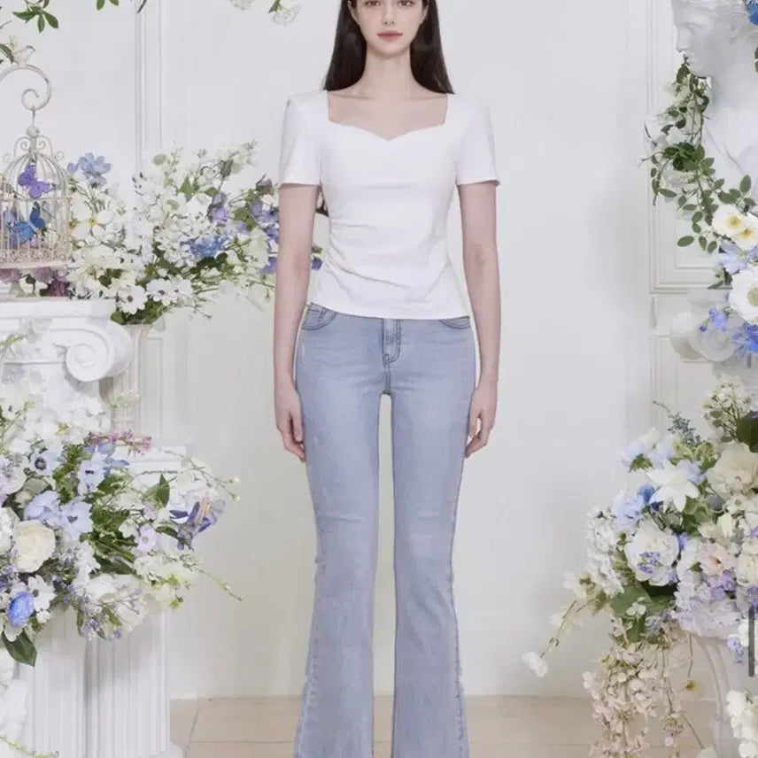 [BUNJANG] GraceU Cindy Heart Neck Shirring T-Shirt Short Sleeve White (New with Tags) / [ 새상품 ] 그레이스유 신디 하트넥 셔링 티셔츠 반팔 S 화이트