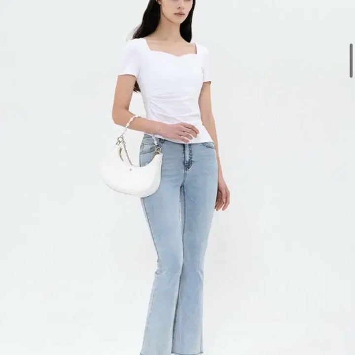 [BUNJANG] GraceU Cindy Heart Neck Shirring T-Shirt Short Sleeve White (New with Tags) / [ 새상품 ] 그레이스유 신디 하트넥 셔링 티셔츠 반팔 S 화이트