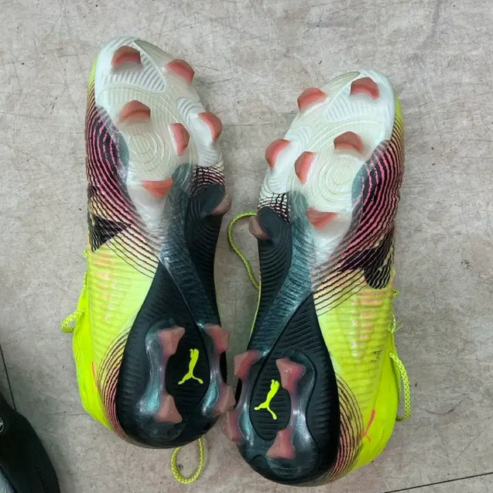 [BUNJANG] Puma Future 8 Ultimate FG Soccer Cleats / 푸마 퓨처8 얼티메이트 255