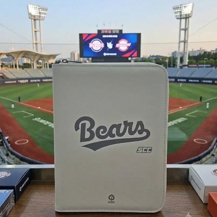 [BUNJANG] Doosan Bears KBO Card Binder (Sealed New) / 두산베어스 KBO 카드 바인더 북(미개봉새상품)