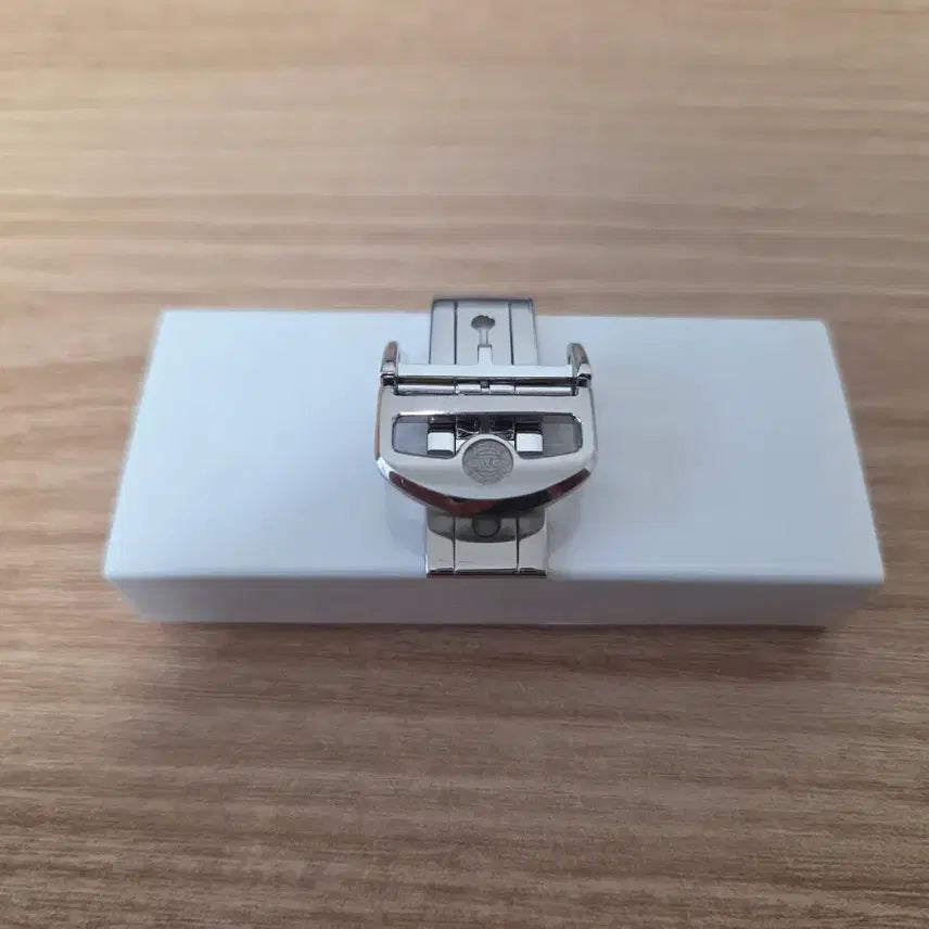 [BUNJANG] IWC Genuine Butterfly Deployant Clasp Buckle / iwc 정품 버터플라이 디버클