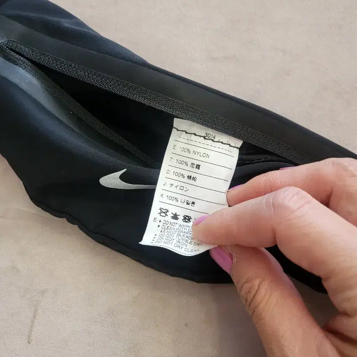 [BUNJANG] Nike Swoosh Hip Pack Black / 나이키 스우시 힙색 블랙