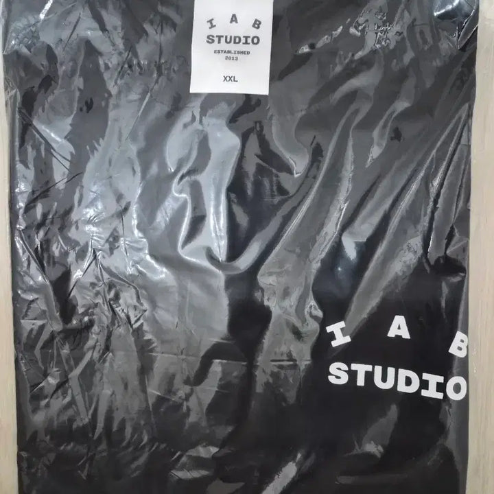 [BUNJANG] IAB STUDIO Black T-Shirt / IAB STUDIO 블랙 반팔티.정품