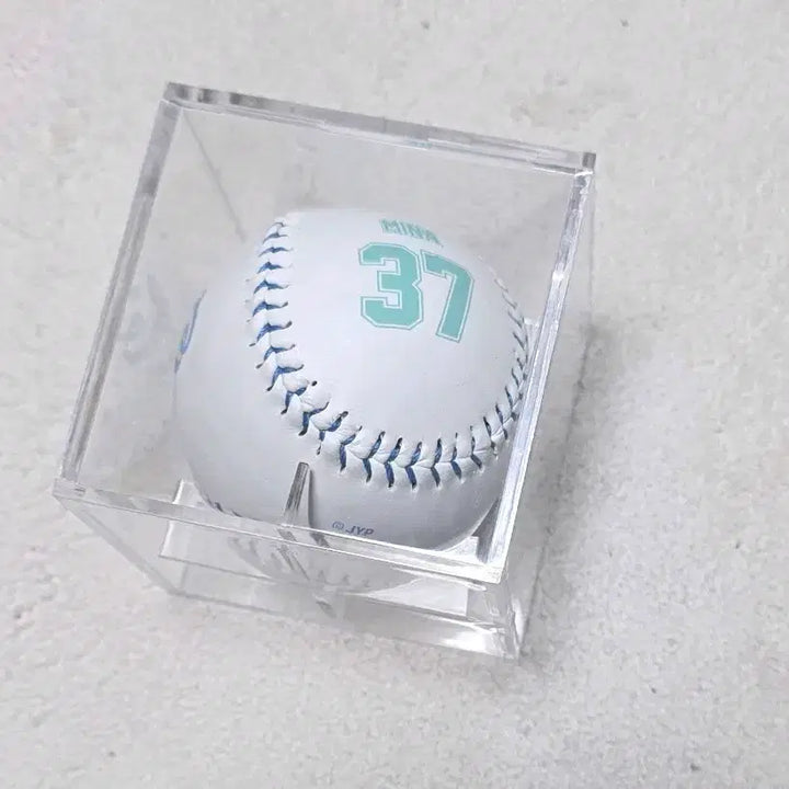 [BUNJANG] TWICE Mina Baseball Cushion Keyring Bundle Set / TWICE 트와이스 미나 MINA 굿즈 야구공 쿠션키링 일괄