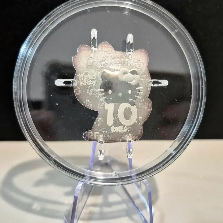 [BUNJANG] Sanrio Official Hello Kitty 50th Anniversary Sterling Silver Coin / 한정판) 산리오 공식  헬로키티 50주년 기념 은화 프랑스 조폐국 제작
