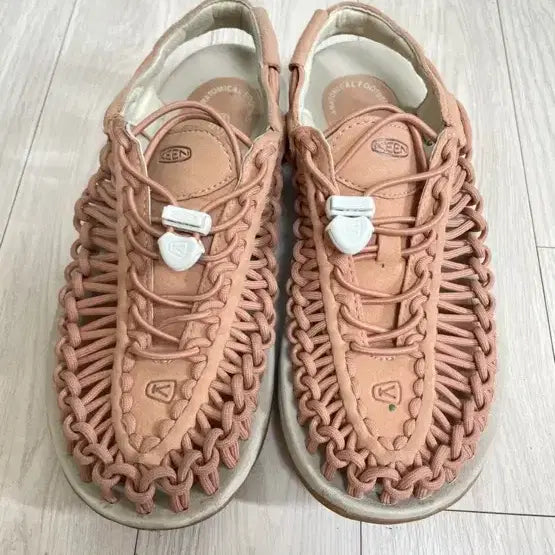 [BUNJANG] KEEN Unique Sandals Pink 240mm / 킨 KEEN 유니크 샌들 240mm 핑크