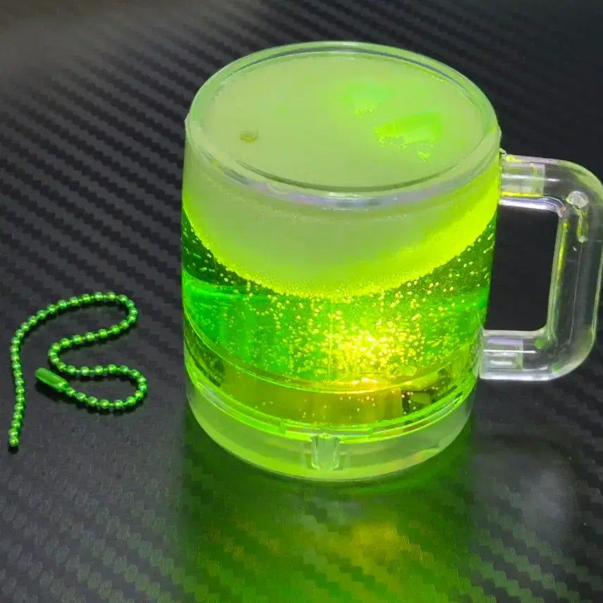 [BUNJANG] Green Beer Mug Mood Lamp / 짠하면 불켜지는 초록색 미니 맥주잔 무드등