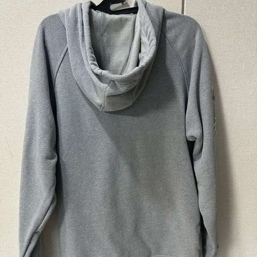 [BUNJANG] Under Armour Zip-Up Hoodie / 언더아머 후드집업입니다