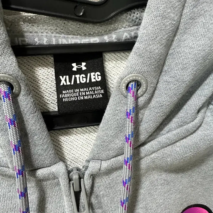 [BUNJANG] Under Armour Zip-Up Hoodie / 언더아머 후드집업입니다