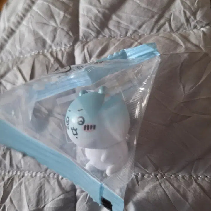 [BUNJANG] Chiikawa Hachiware Figure / 치이카와  하치와레 피규어