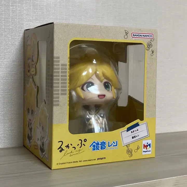 [BUNJANG] Megahouse Vocaloid Kagamine Rin Lookup Figure / 메가하우스 보컬로이드 카가미네 렌 룩업 피규어 미개봉