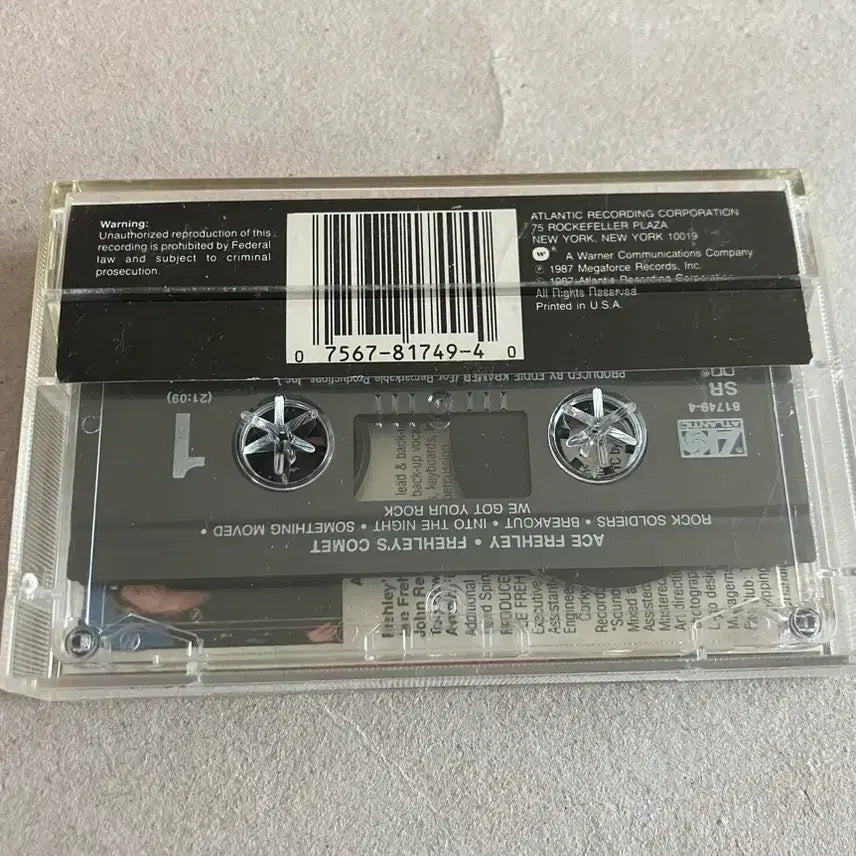 [BUNJANG] Kiss Ace Frehley Solo Album Cassette Tape (Import) / 록 밴드 키스 Kiss 에이스 프렐리 솔로 앨범 수입반 카세트테이프