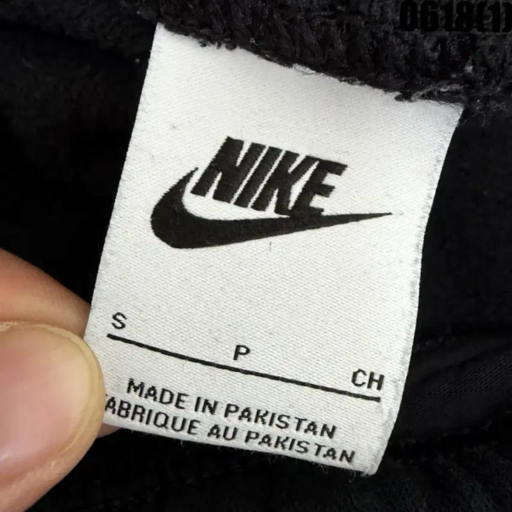 [BUNJANG] Nike Swoosh Training Pants Black S / 나이키 스우시 트레이닝 팬츠 블랙 S