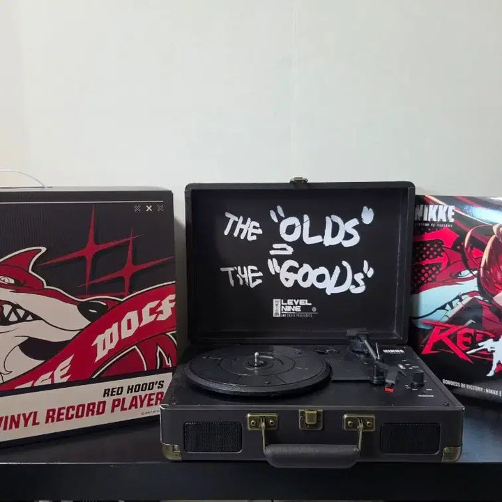 [BUNJANG] NIKKE Red Hood Record Player (Turntable) + LP Set / 니케 레드후드 레코드 플레이어 (턴테이블) + LP판 세트