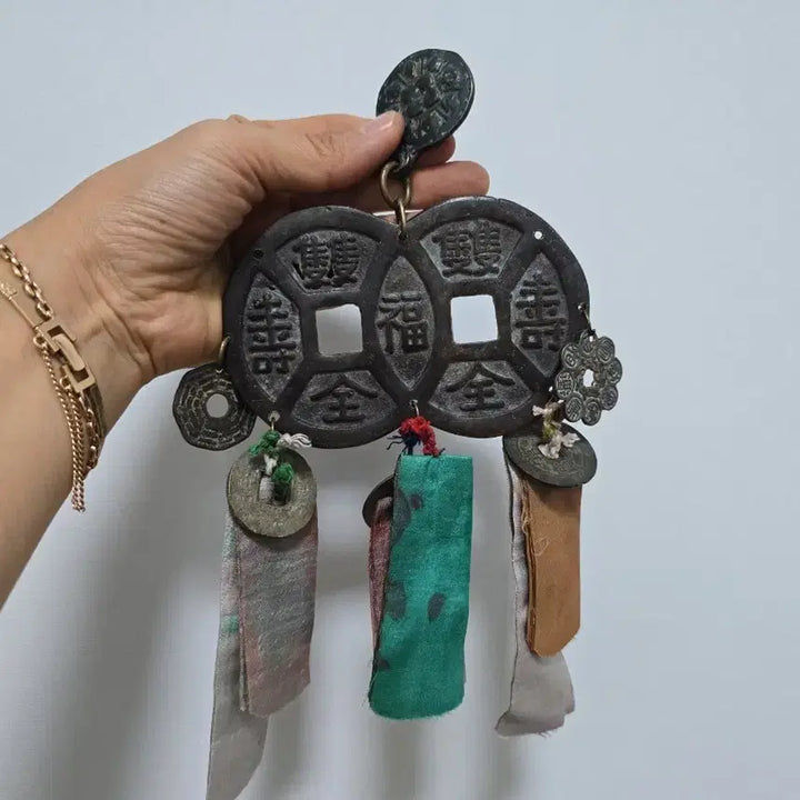 [BUNJANG] Antique Wooden Key Hanger with Vintage Charm / 민속품 연대가 오래돼 보이는 열쇠패 골동품