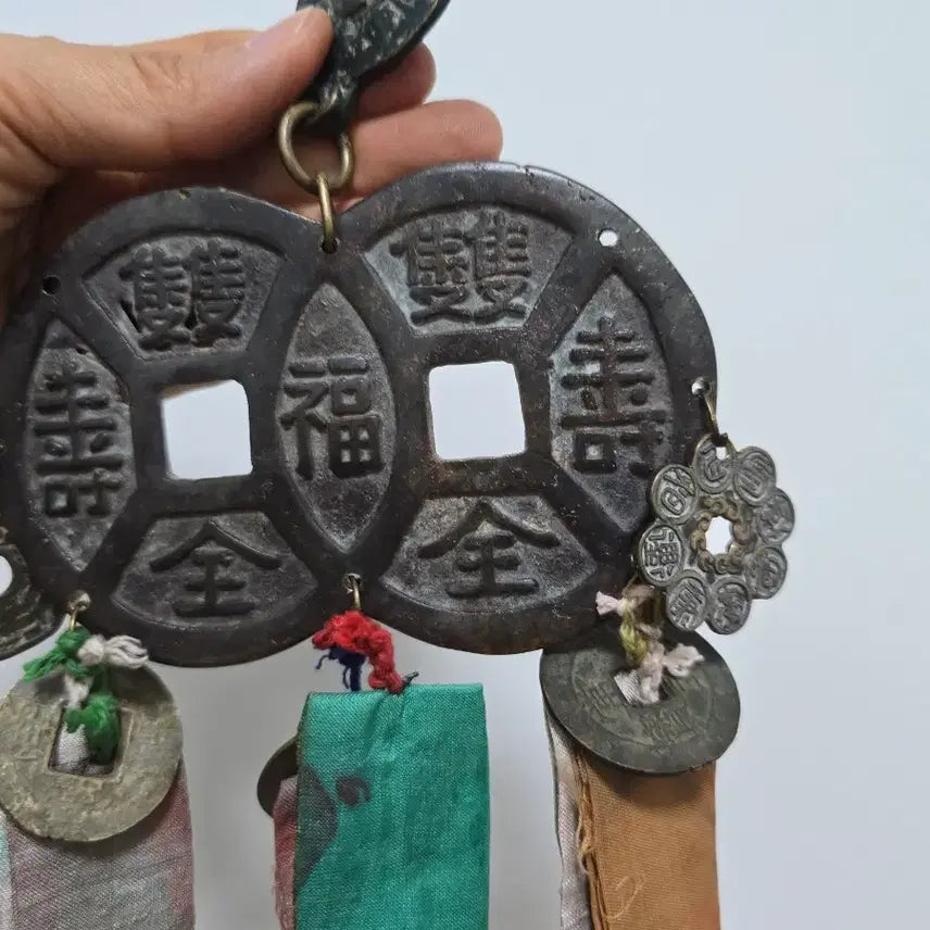 [BUNJANG] Antique Wooden Key Hanger with Vintage Charm / 민속품 연대가 오래돼 보이는 열쇠패 골동품